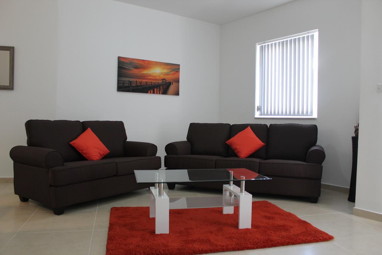 Centre Point Apartment Msida Exterior photo