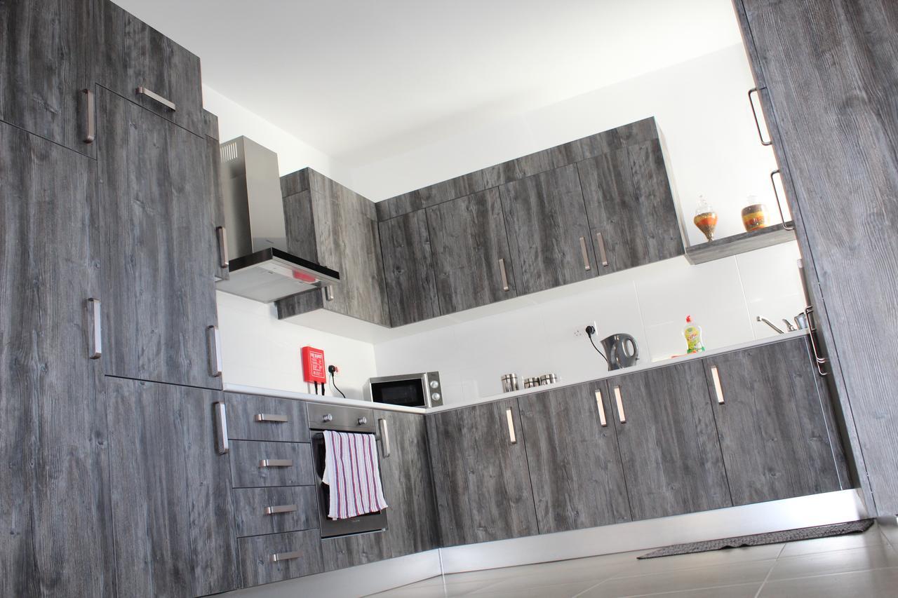 Centre Point Apartment Msida Exterior photo