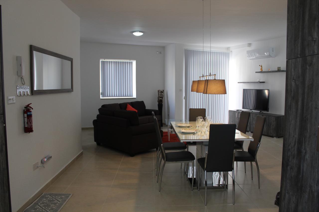 Centre Point Apartment Msida Exterior photo