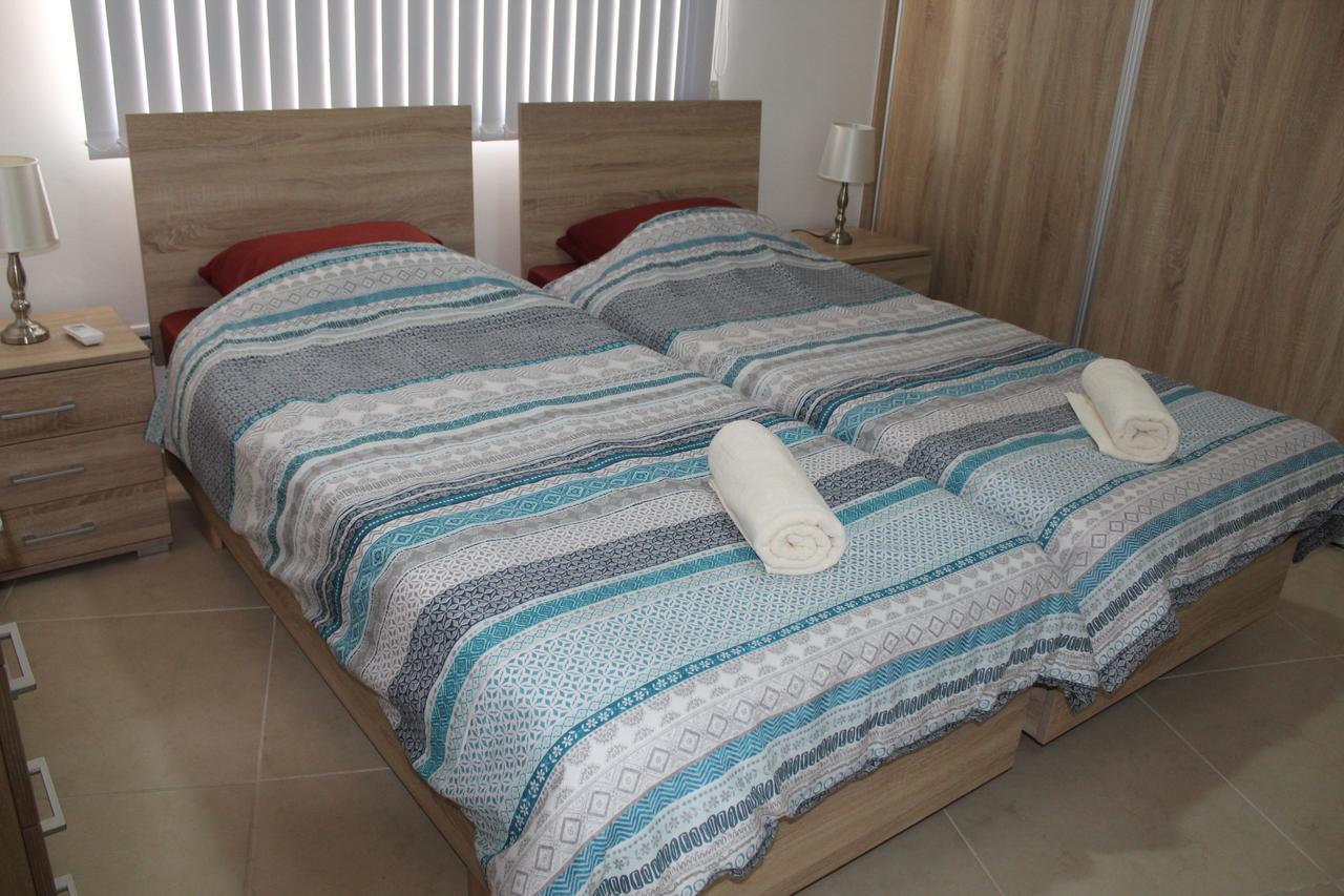 Centre Point Apartment Msida Exterior photo